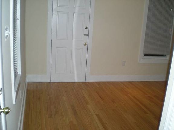 Living Room w/Hardwood Fl