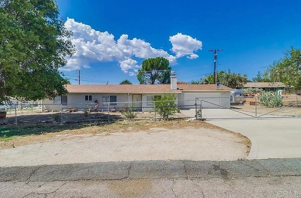 1st image of 29956 Oak Dr
