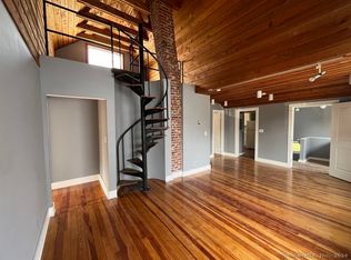 43 Helen St FLOOR 2, Hamden, CT 06514