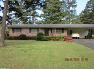 11320 Oakhill Rd, Little Rock, AR 72206