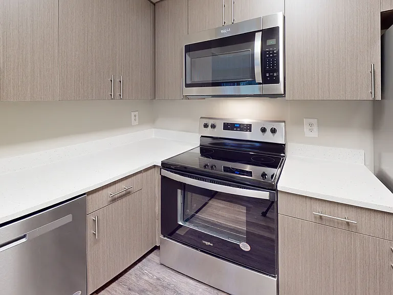 Canterbury Apartments — Photo 152