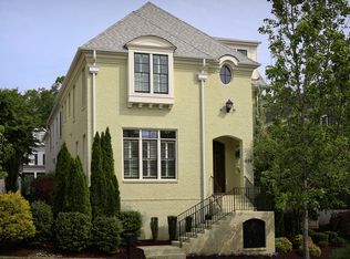 409 E Winmore Ave, Chapel Hill, NC 27516
