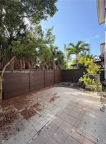 15668 NW 91st Ct — Photo 9