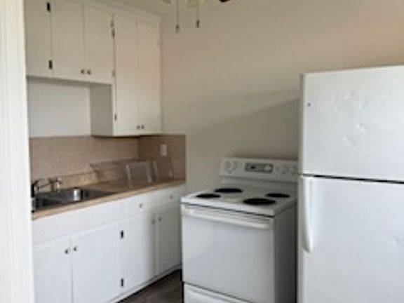 3rd image of 201 S Main St #6
