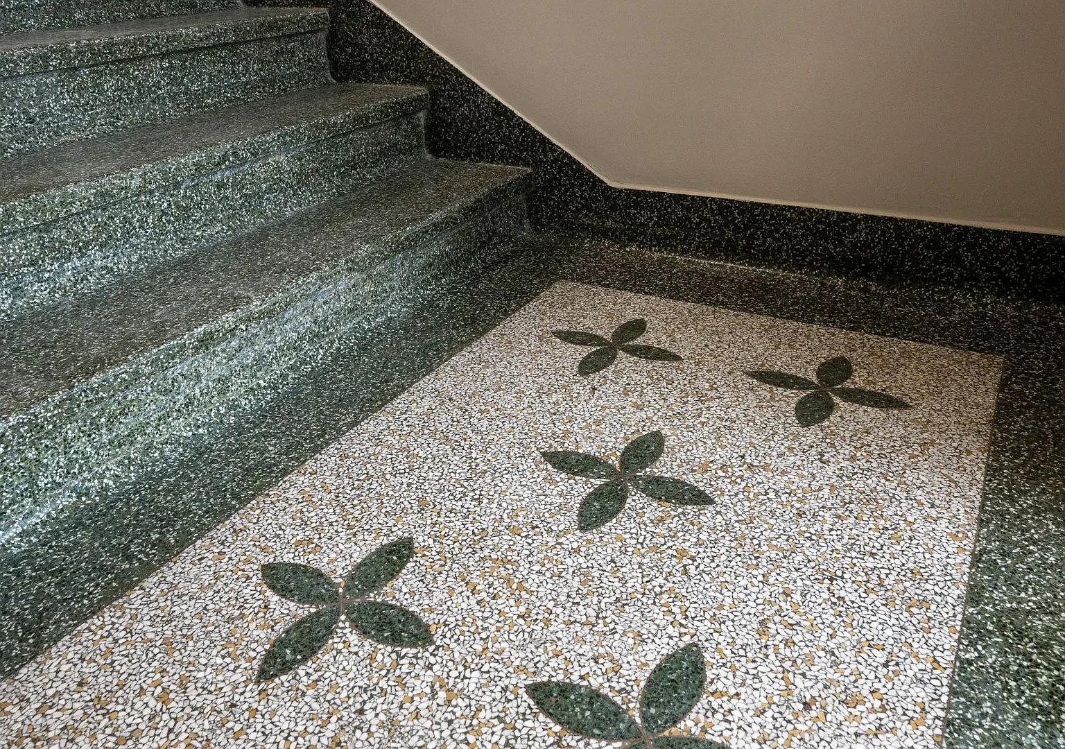 St Joseph Apartments — Photo 2