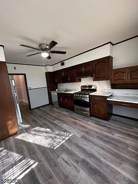 4 bed, 1700 sqft, $3,500 — Photo 3