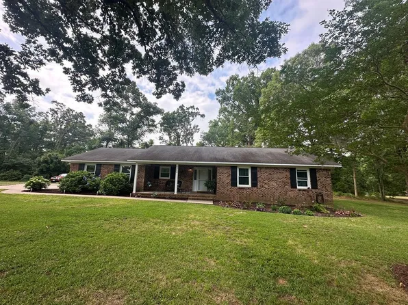 5884 Fish Rd, Dalzell, SC 29040