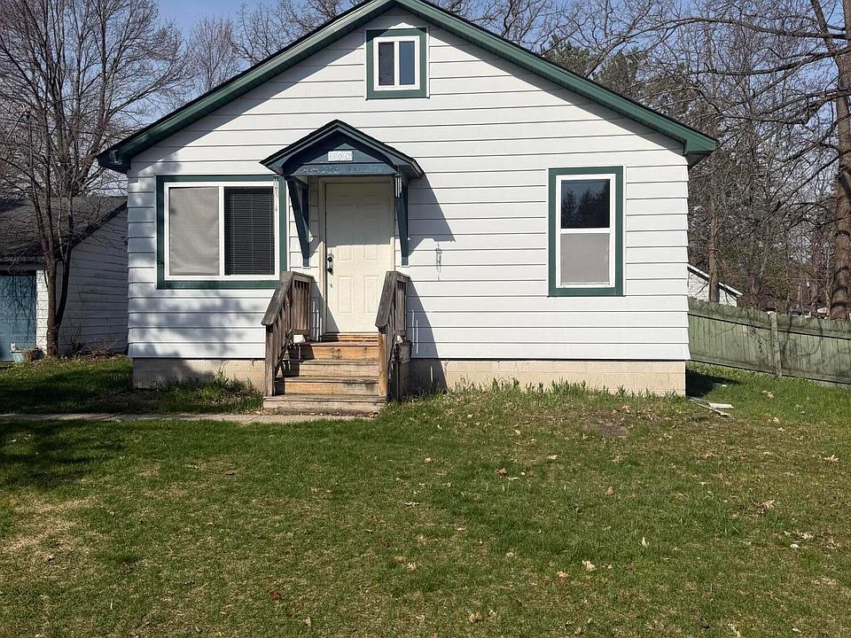 1st image of 106 Columbus Ave