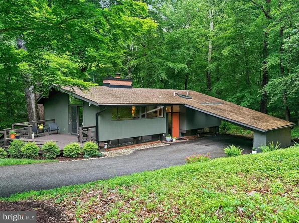 1689 Alice Ct, Annapolis, MD 21401
