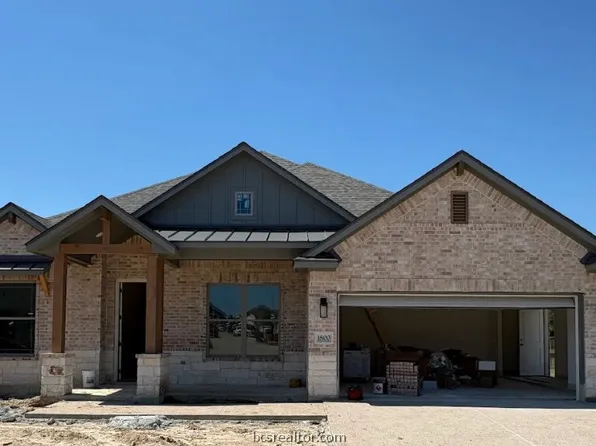 1800 Register Ct, College Station, TX 77845