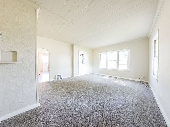 3rd image of 302 Porter Ave