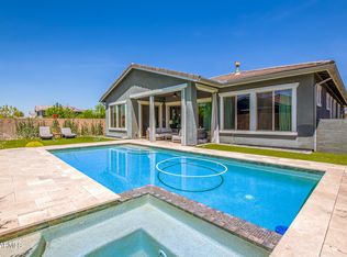 2901 E Pinto Dr N, Gilbert, AZ 85296