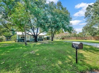 459 County Road 471, Etoile, TX 75944