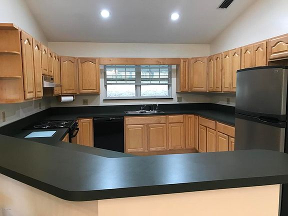 4th image of 5777 Crater Lake Cir S