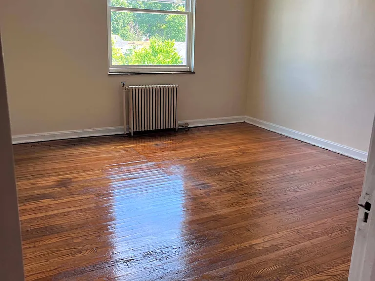 2366 Noble Rd #304 — Photo 5