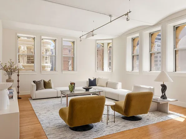 130 Fulton St APT 9B, New York, NY 10038