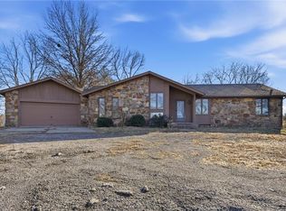 5725 Malcolm Lake Rd, Edgerton, MO 64444