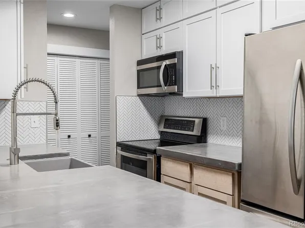 230 E Highline Circle #101, Centennial, CO 80122