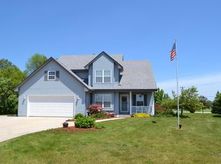 5524 Sandview Ln, Racine, WI 53406