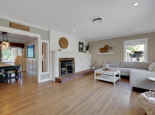 1411 Las Salinas Way, Sacramento, CA 95864