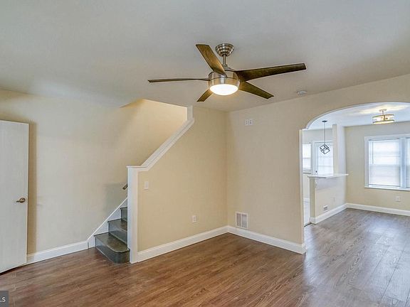 4th image of 2723 S Darien St