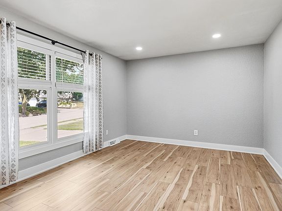 2nd image of 1662 Alpha Ave
