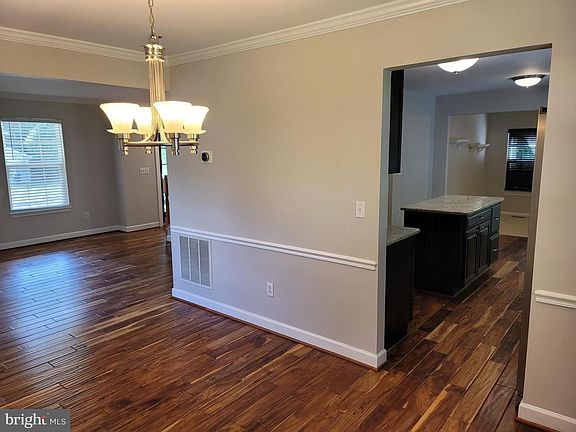 5th image of 4788 Pearson Dr