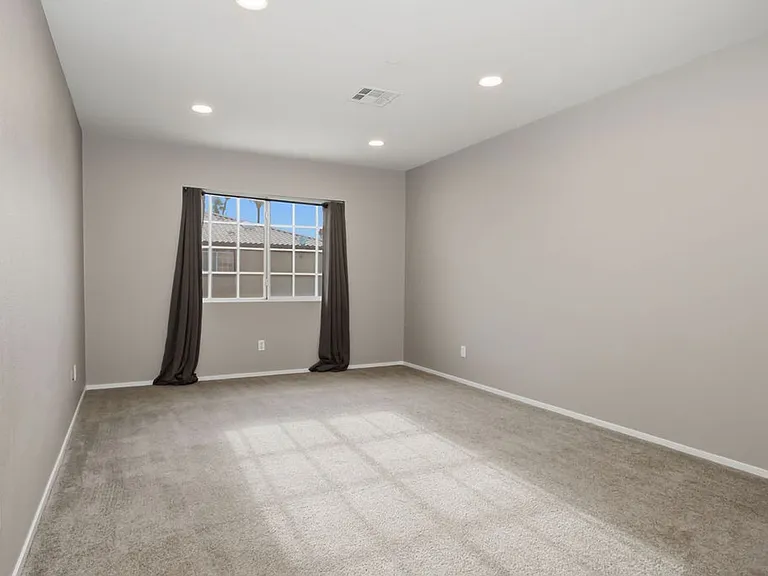 688 Harbor Mist Ave — Photo 12