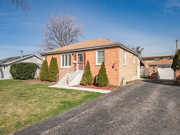 2nd image of 420 Morse Dr