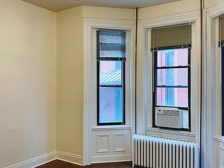 816 Cedar Avenue — Photo 16