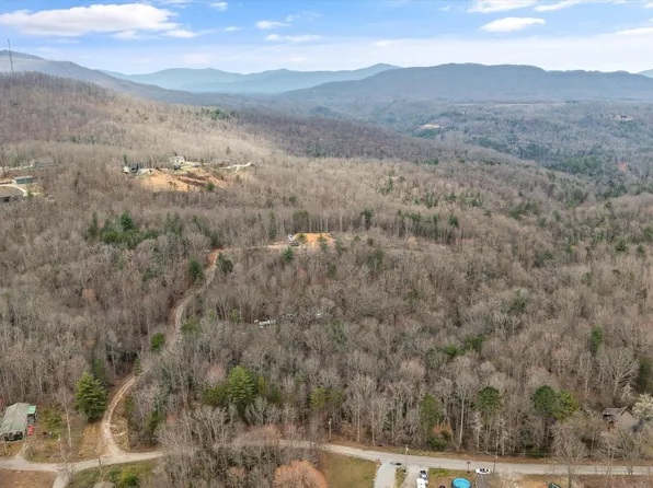 222 Heritage Hills Rd, Harriman, TN 37748