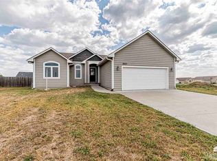 2607 Heron Cir, Junction City, KS 66441
