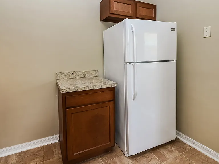 2615 Ligustrum Rd — Photo 10