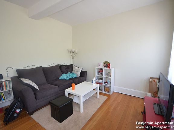 5th image of 1589-91 Beacon St Unit 13C