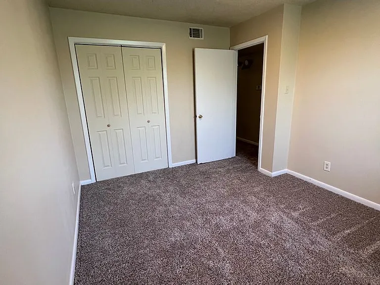 9 Pinewood Ct — Photo 13