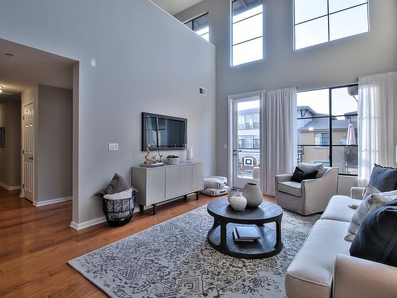 5th image of 800 N 8th St Unit 314