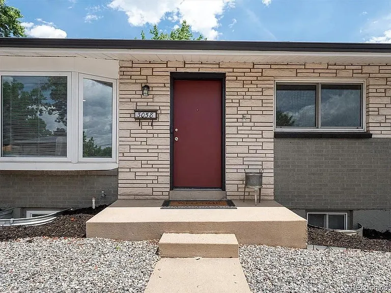 3058 S Lowell Blvd — Photo 15