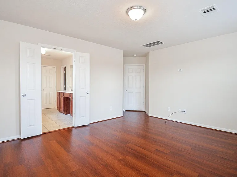 26715 Mandrake Falls Ct — Photo 16