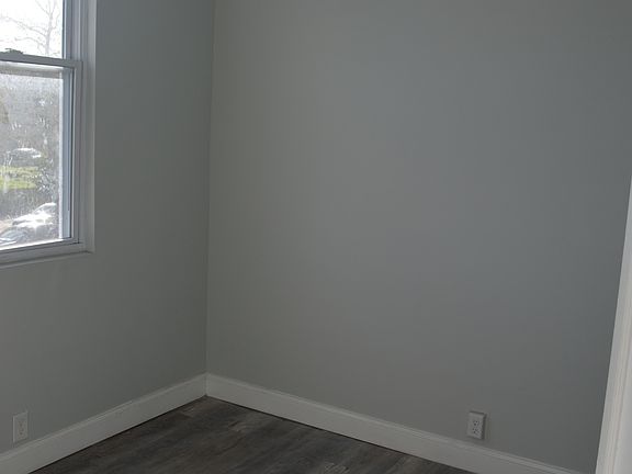 2nd image of 2413 Reisterstown Rd #2