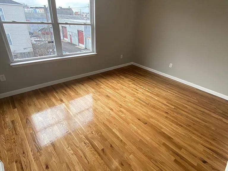 177 Roosevelt Ave #1 — Photo 9
