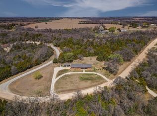 12598 Overhill Dr, Arkansas City, KS 67005