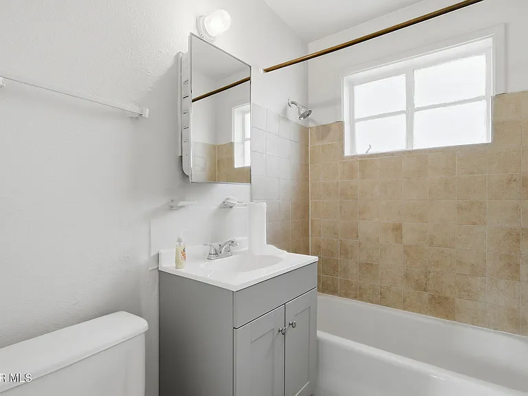 3912 Kemp Ave #6 — Photo 11