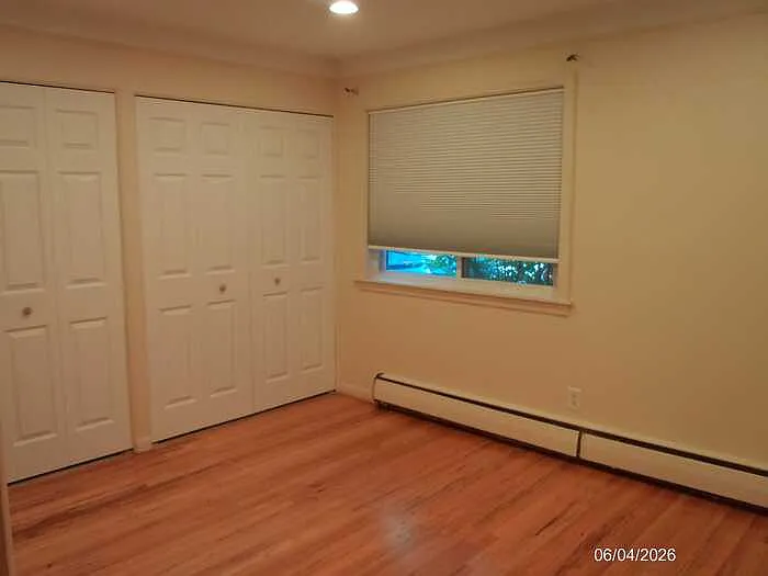 2 bed, 1.0 bath, 900 sqft, $2,200 — Photo 4