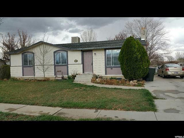 1st image of 430 N Cedar View Ln
