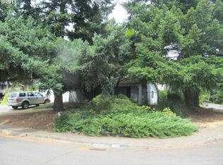17990 Monticello Dr, Gladstone, OR 97027