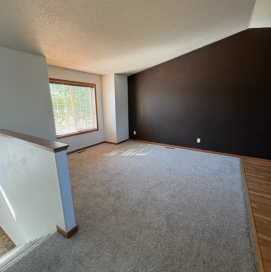 4 bed, 2102 sqft, $2,250 — Photo 4