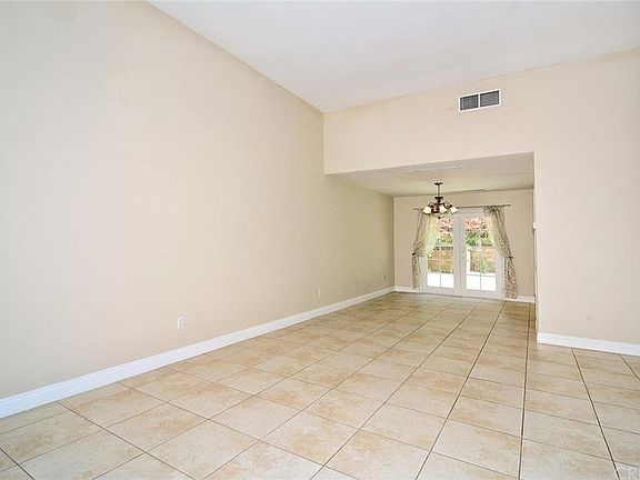 5th image of 17160 Escalon Dr