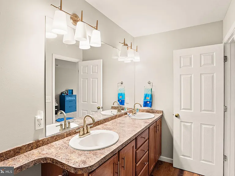 2080 Deer Run Dr — Photo 28