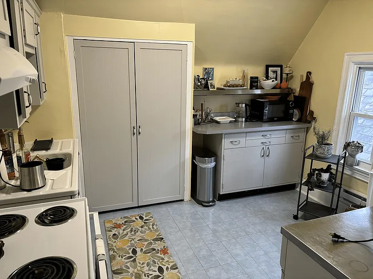 464 Teece Ave #4 — Photo 11