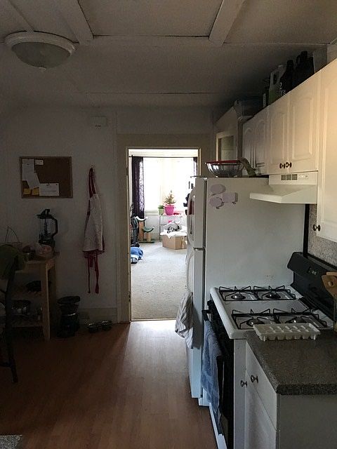 1st image of 567 Lafayette Ave Side 3
